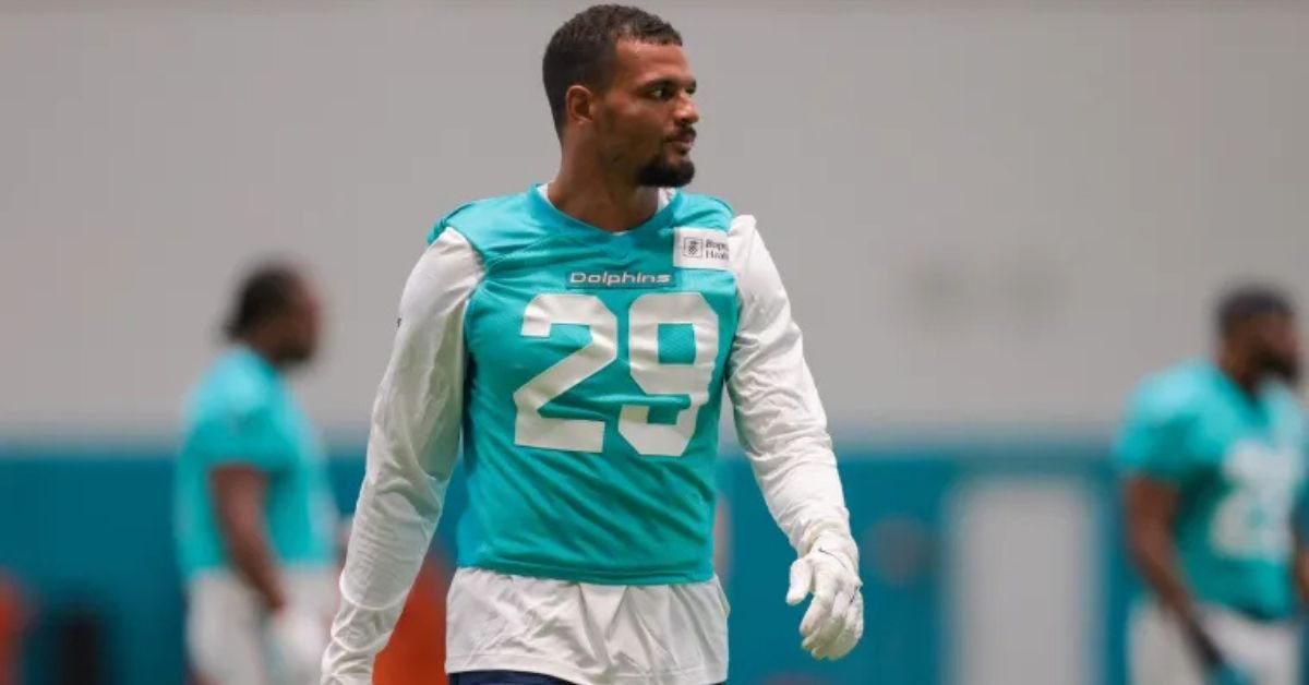 Miami Dolphins Trade Minkah Fitzpatrick to New York Jets in Rare AFC East Deal