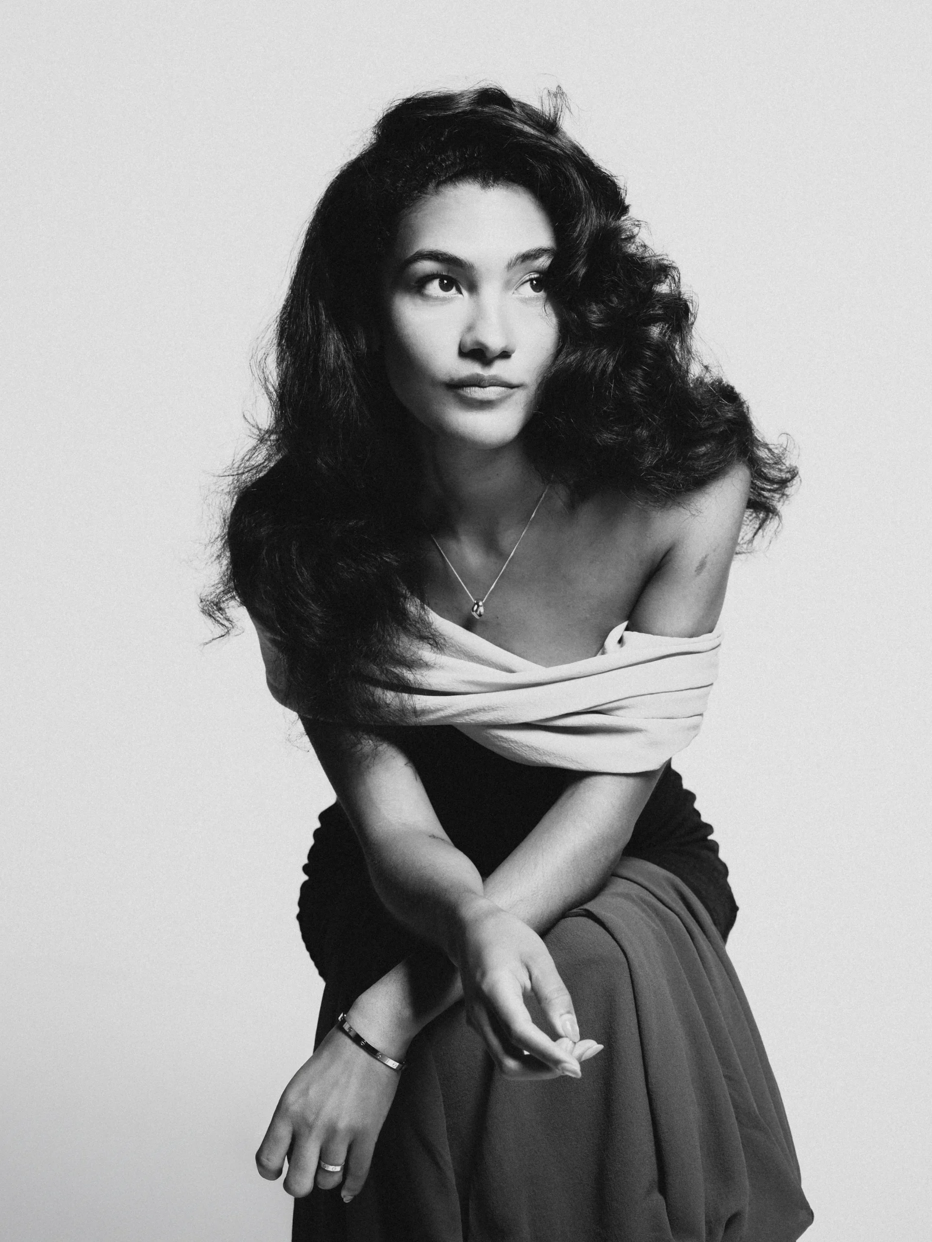 Olivia Dean Biography: Early Life, Career, and Achievements in UK Music Image Credit: Vogue